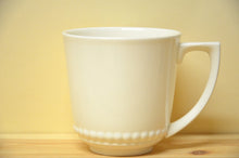 Charger l'image dans la galerie, Villeroy & Boch Switch Coffee House Paris Becher mit Henkel und Untere