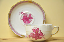 Charger l'image dans la galerie, Herend Apponyi purpur Teetasse mit Untere