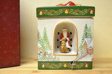 Lade das Bild in den Galerie-Viewer, Villeroy & Boch Christmas Toys Geschenkpaket eckig-groß ( Spieluhr) St. Claus NEU