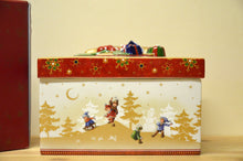 Charger l'image dans la galerie, Villeroy & Boch Christmas Toys Geschenkpaket mittel eckig NEU