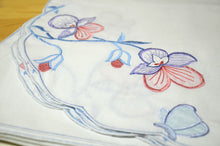 Charger l'image dans la galerie, Villeroy & Boch Tischdecke passend zu Mariposa