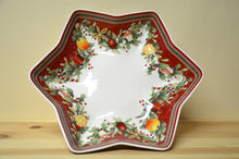 Lade das Bild in den Galerie-Viewer, Villeroy & Boch Winter Bakery Delight  Sternenschale auf Fuß  NEU