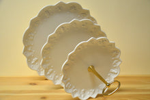 Lade das Bild in den Galerie-Viewer, Villeroy & Boch Toys Delight Royal Classic Etagere 3 stufig NEU