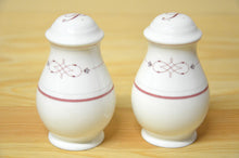 Load image into Gallery viewer, Villeroy &amp; Boch Aragon salt and pepper shakers
