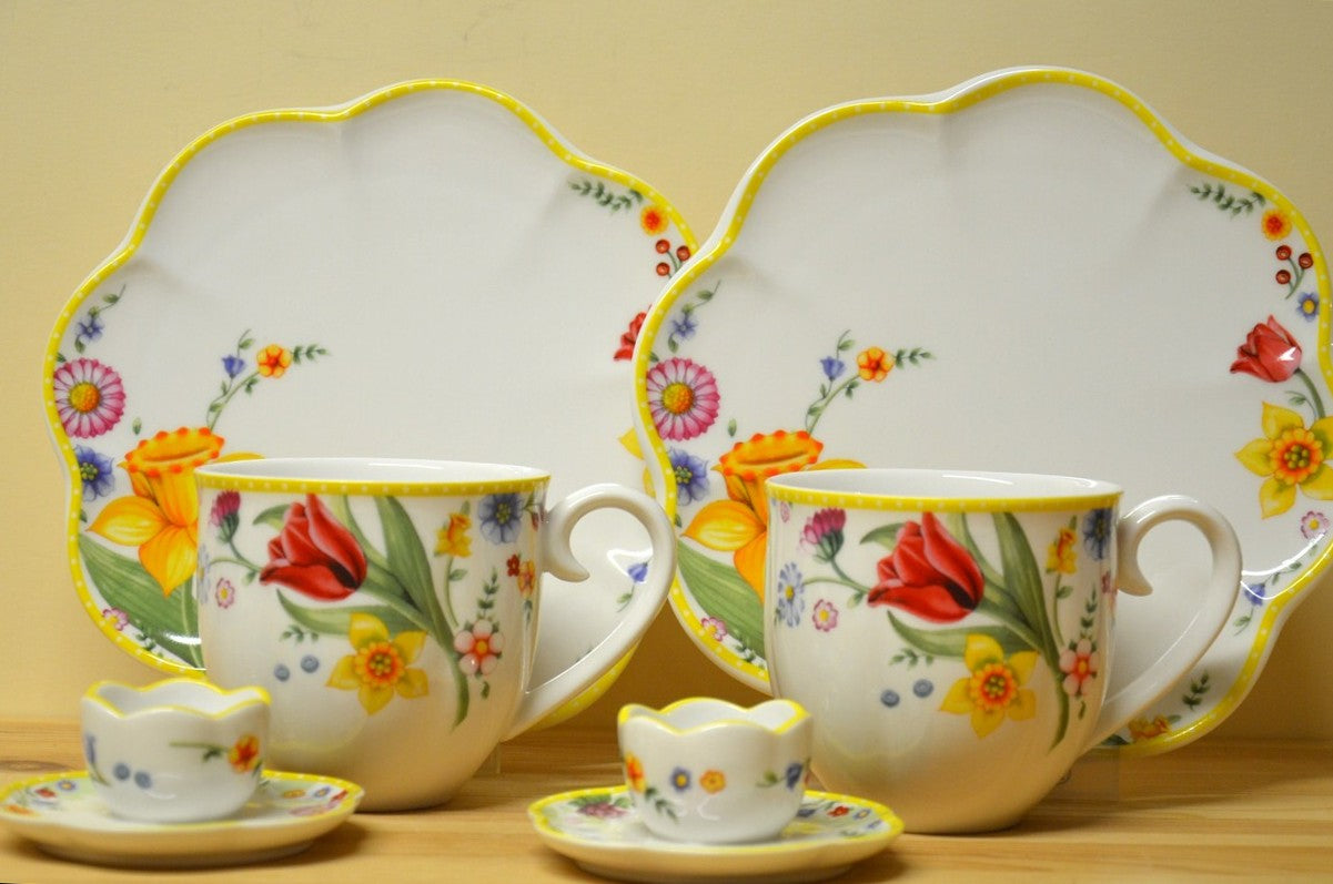 Villeroy & Boch collection set. Espresso cup and curved plate. Rare find. 2 sets. New outlet Wave .Tea Cup and Plate