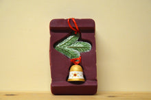 Lade das Bild in den Galerie-Viewer, Villeroy &amp; Boch My Christmas Tree Zweig mit Glocke NEU
