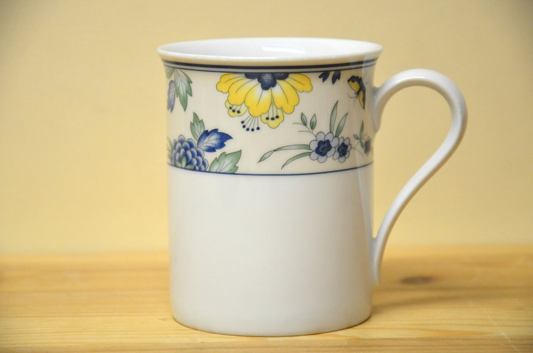 Hutschenreuther papillon sugar bowl