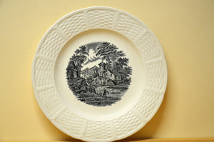 Wedgwood Gold Doric breakfast plate