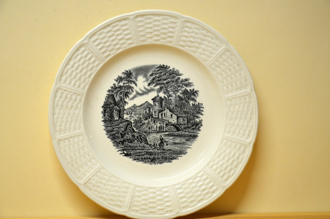 Wedgwood Gold Doric breakfast plate