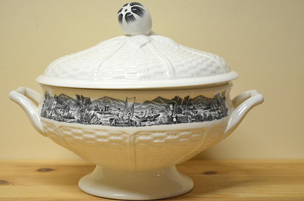 Wedgwood Geneva Lidded Bowl