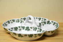 Load image into Gallery viewer, Hutschenreuther Weinlaub vendor platter / Cabaret
