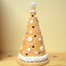 Load image into Gallery viewer, Villeroy &amp; Boch Winter Bakery Decoration Lokhalle NEW
