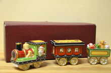 Load image into Gallery viewer, Villeroy &amp; Boch Christmas Toys Mini Train NEW
