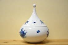 Lade das Bild in den Galerie-Viewer, Rosenthal Romanze in blau Bonboniere 2- teilig groß

