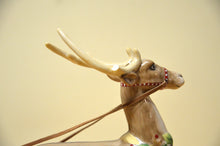 Lade das Bild in den Galerie-Viewer, Villeroy &amp; Boch Winter bakery Schlitten mit Rentier NEU
