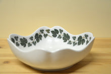 Load image into Gallery viewer, Hutschenreuther Weinlaub  Schüssel
