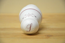 Charger l'image dans la galerie, Villeroy &amp; Boch Aragon Salzstreuer
