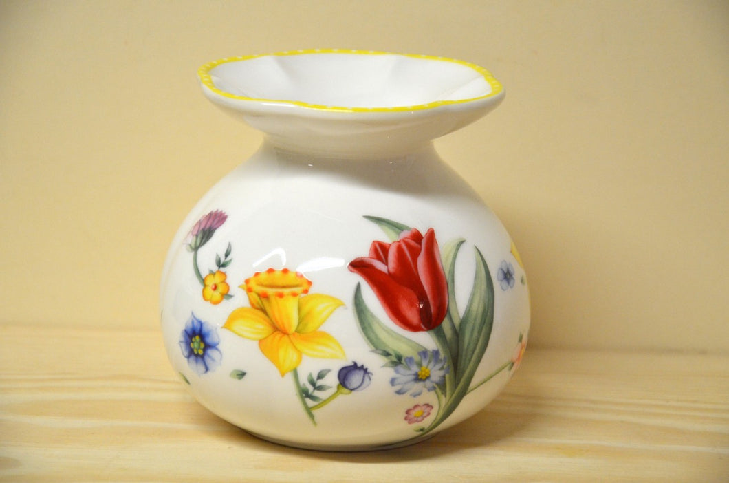 Villeroy & Boch Spring Awakening flower vase NEW