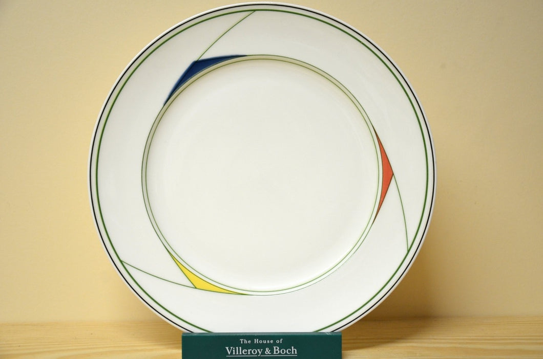 Villeroy & Boch Trio dinner plates