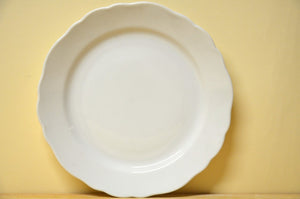 Hutschenreuther Maria Theresia white breakfast plate