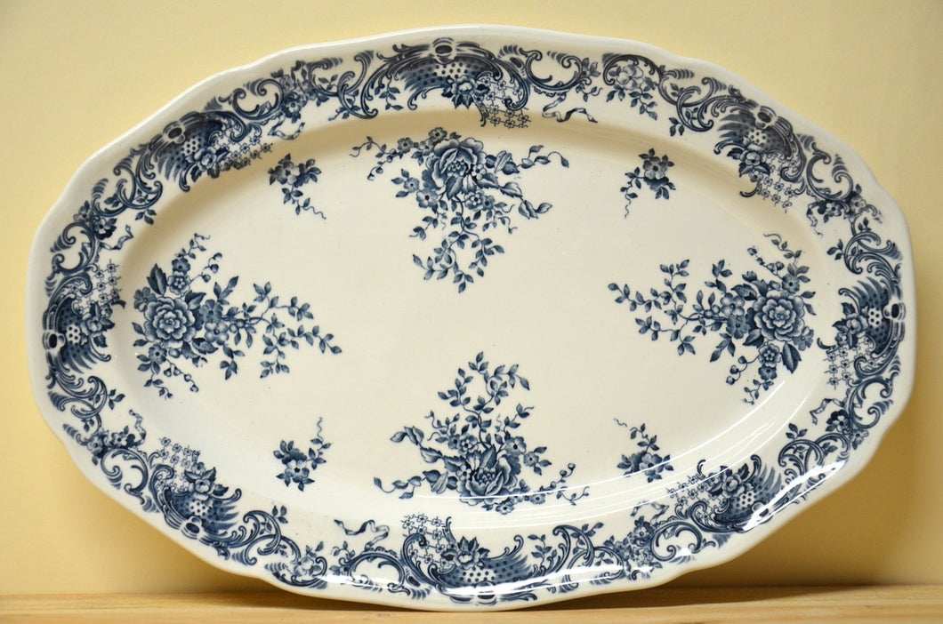 Villeroy & Boch Valeria blue oval plate