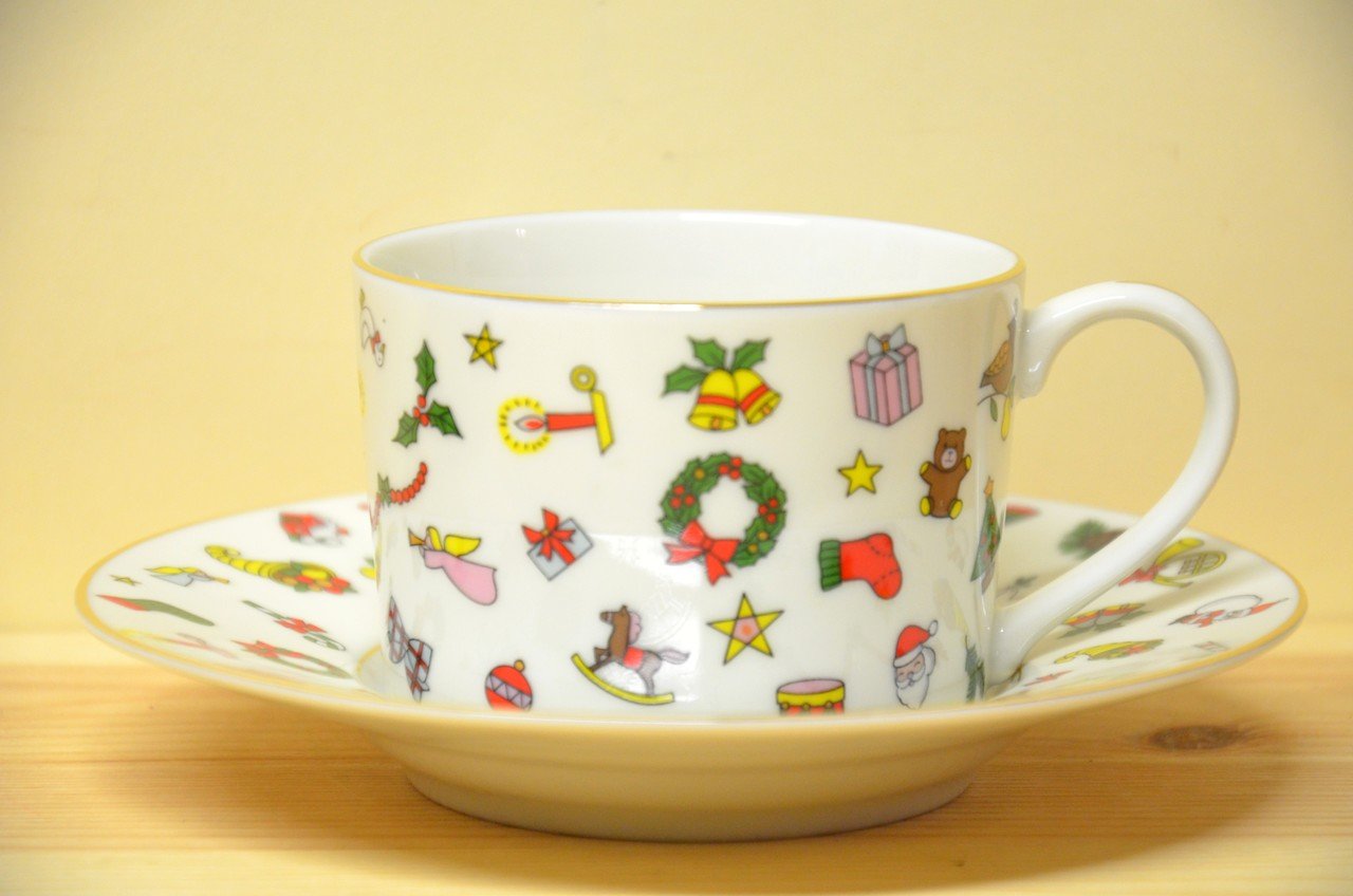 年末のプロモーション大特価！ Taitù / Taitü Noell – Porzellanland コーヒー、ティー兼用