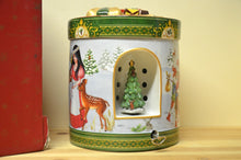 Charger l&#39;image dans la galerie, Villeroy &amp; Boch Christmas Toys Geschenkpaket rund/ groß ( Spieluhr) Schneewittchen  NEU
